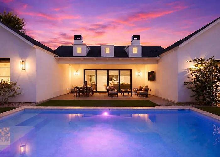 Dune - Sparkling Pool - Mins To Old Town Holiday home *